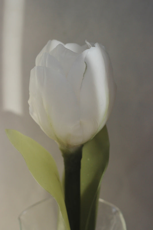 Flower Candle, Flower Candle on a stem, Handmade candle, Handcrafted candles, Gifts, Premium Candles, Luxury Candles, Tulip Candle